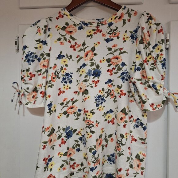 White Floral Blouse - Picture 6 of 8